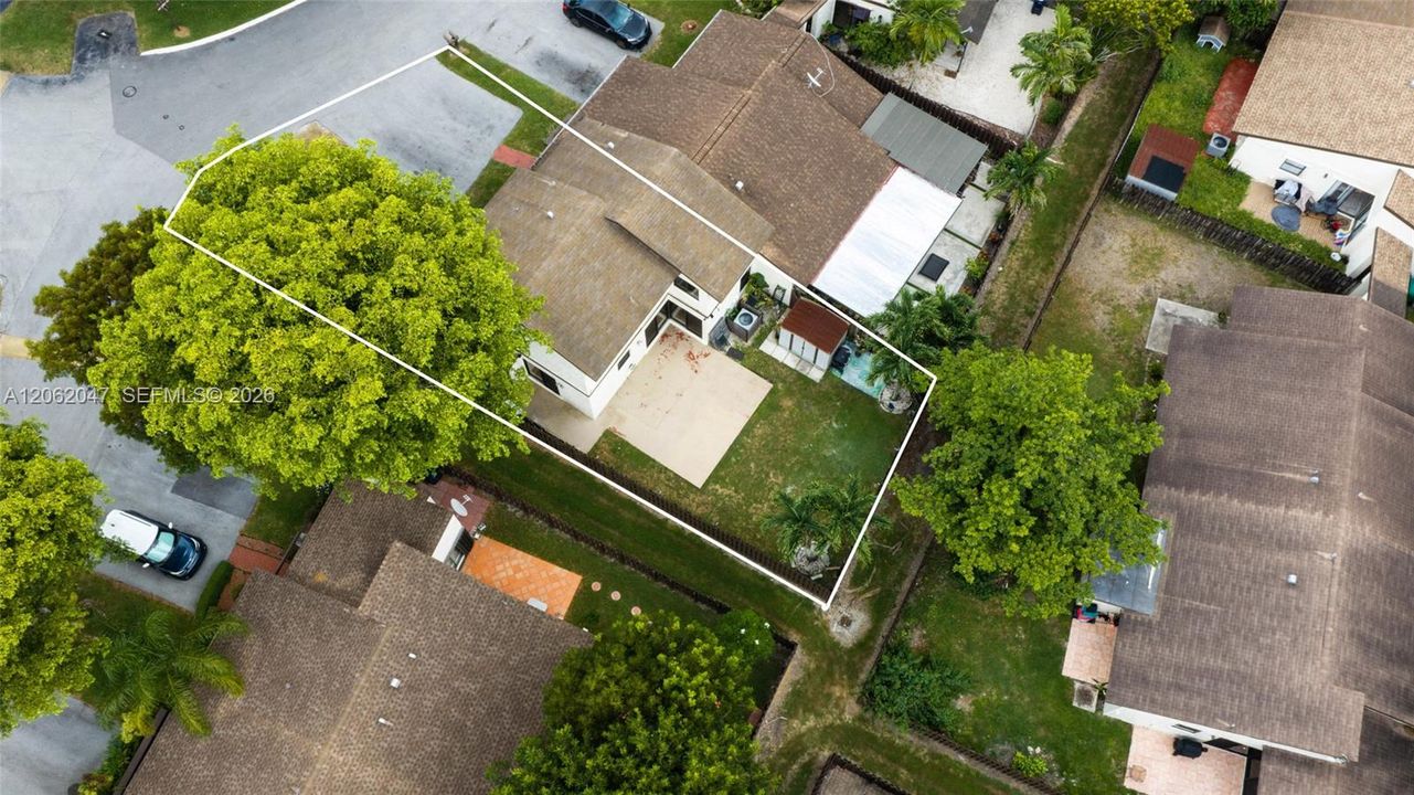 En Venta: $569,999 (3 camas, 2 baños, 1472 Pies cuadrados)