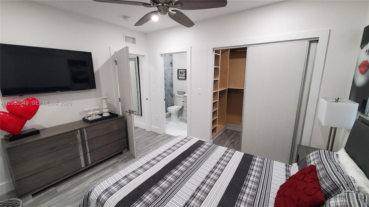 В аренду: $4,000 (3 спален, 2 ванн, 1199 Квадратных фут)