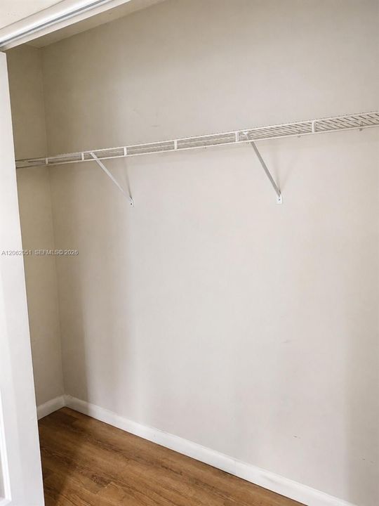 For Sale: $209,900 (2 beds, 2 baths, 970 Square Feet)
