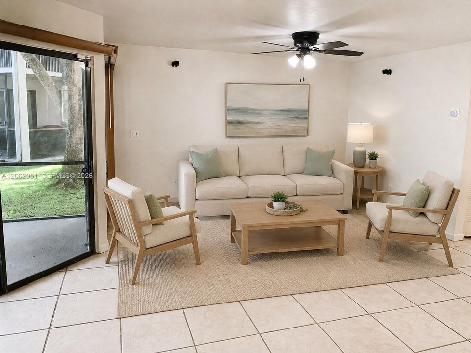 For Sale: $209,900 (2 beds, 2 baths, 970 Square Feet)