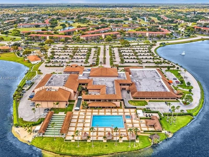 В аренду: $2,300 (2 спален, 2 ванн, 1192 Квадратных фут)
