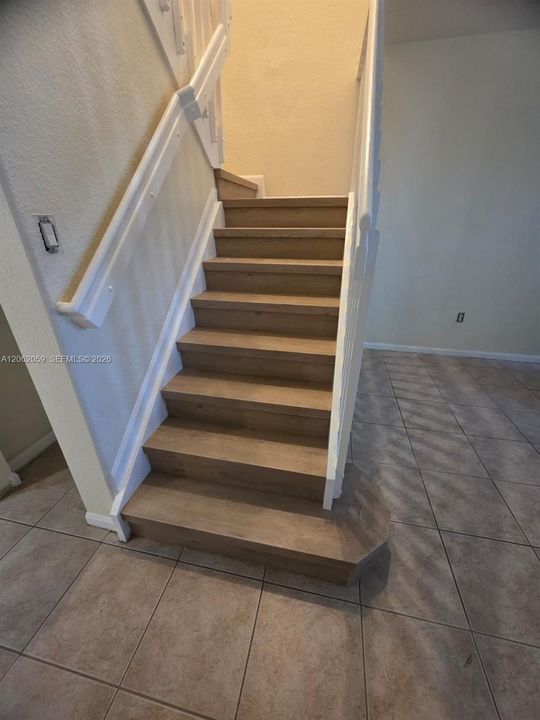 En Renta: $3,150 (4 camas, 3 baños, 1815 Pies cuadrados)