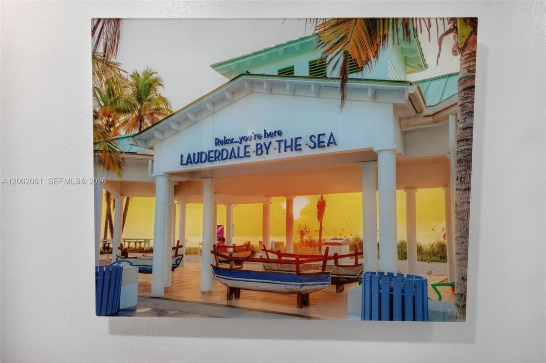 Live the coastal lifestyle and enjoy everything Lauderdale-by-the-Sea has to offer—from the beach to dining and local charm.