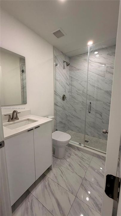 В аренду: $1,975 (1 спален, 1 ванн, 750 Квадратных фут)