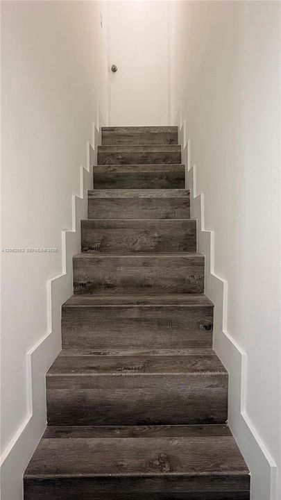 В аренду: $1,975 (1 спален, 1 ванн, 750 Квадратных фут)