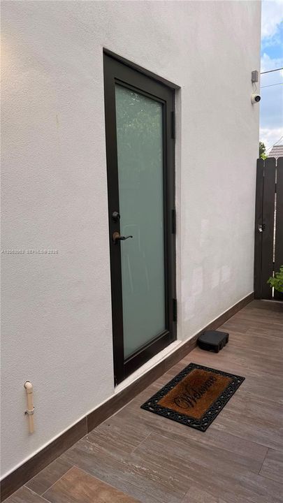 В аренду: $1,975 (1 спален, 1 ванн, 750 Квадратных фут)