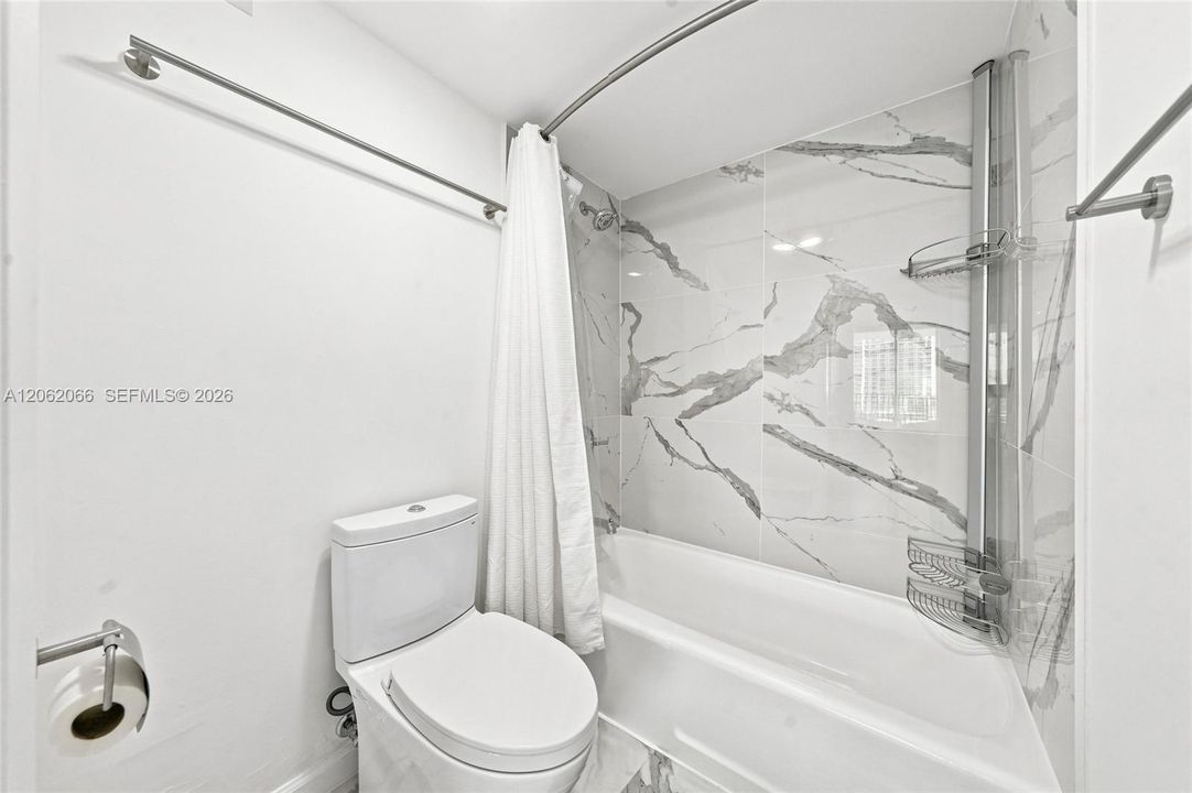 For Rent: $3,300 (1 beds, 1 baths, 1064 Square Feet)
