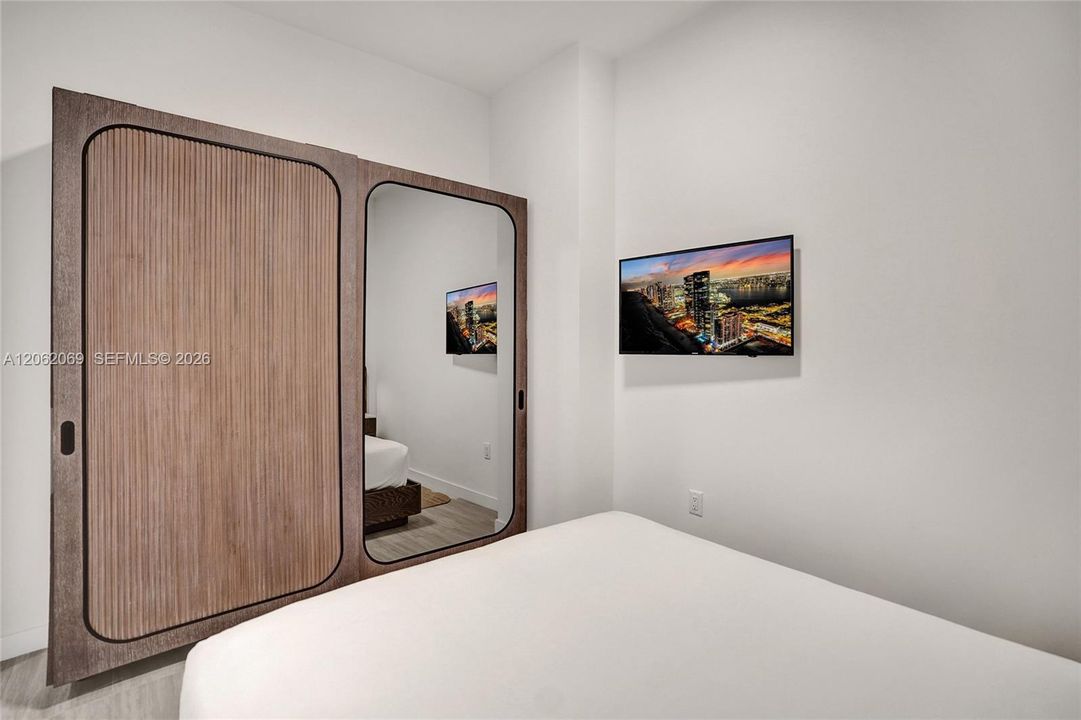DEN/ Bedroom