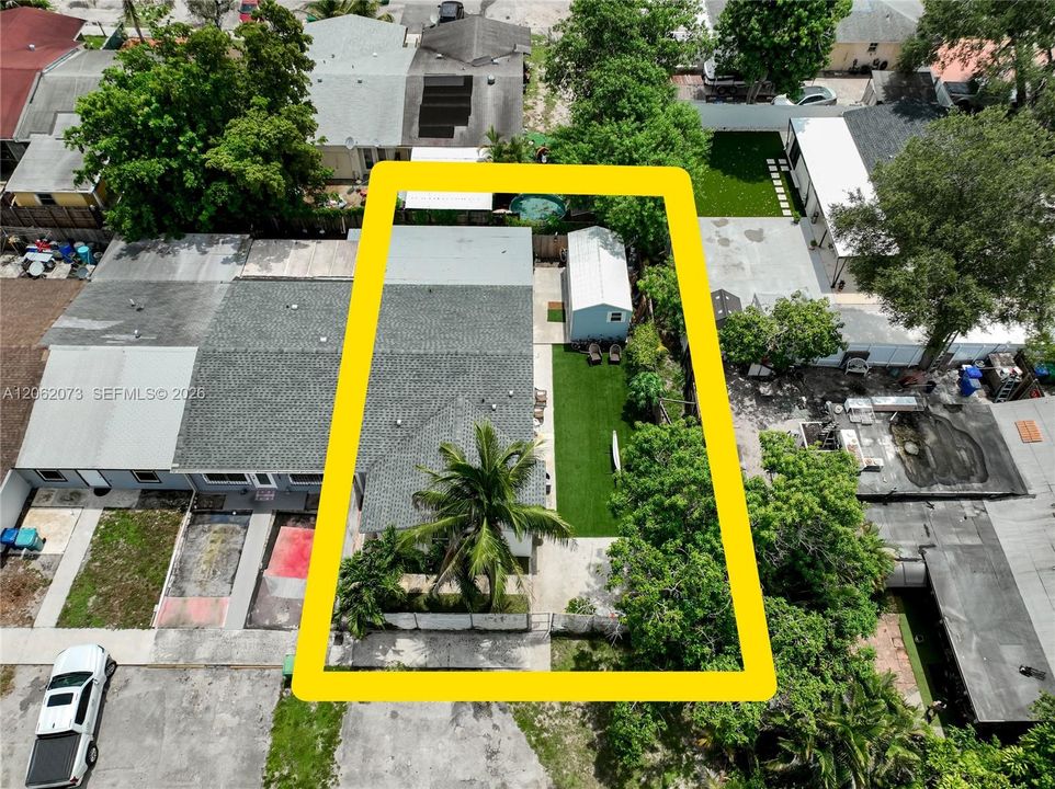 На продажу: $399,900 (3 спален, 2 ванн, 1162 Квадратных фут)