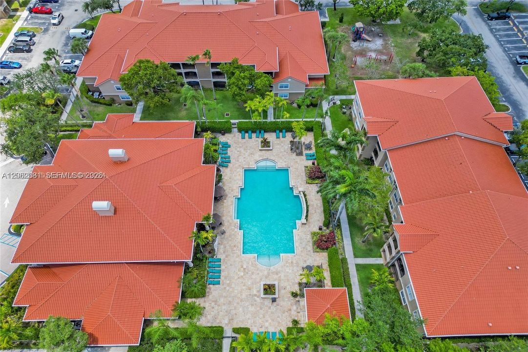 В аренду: $2,500 (2 спален, 2 ванн, 1130 Квадратных фут)