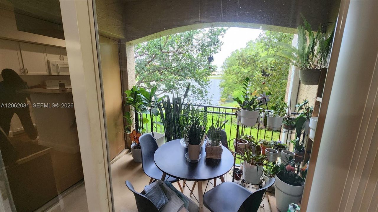 В аренду: $2,500 (2 спален, 2 ванн, 1130 Квадратных фут)