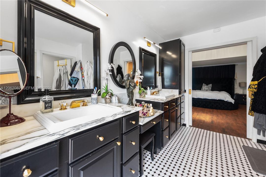 En Venta: $3,150,000 (5 camas, 4 baños, 3460 Pies cuadrados)