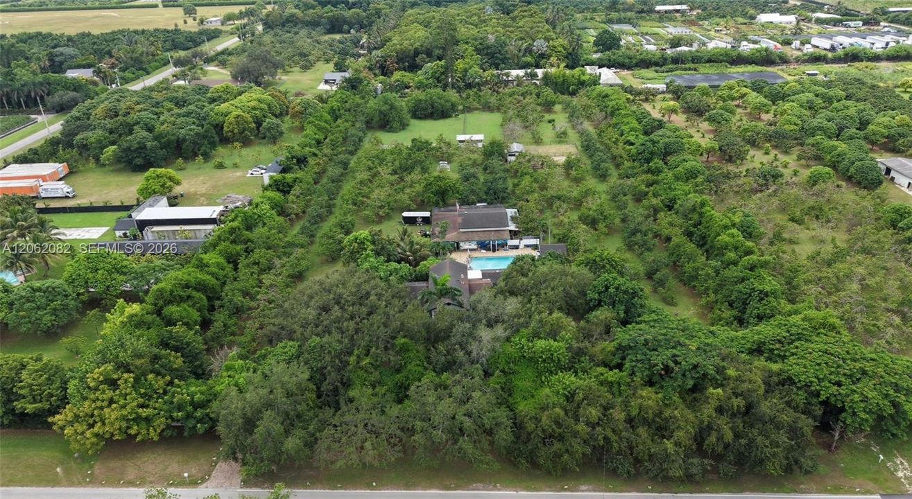 En Venta: $3,150,000 (5 camas, 4 baños, 3460 Pies cuadrados)