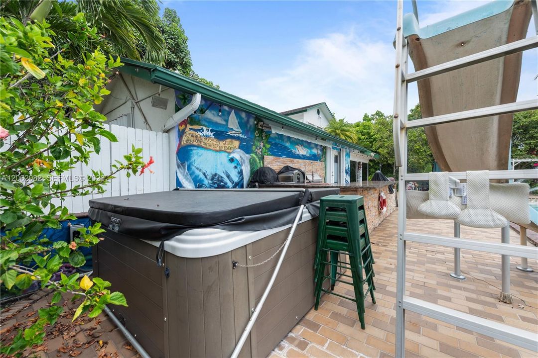 En Venta: $3,150,000 (5 camas, 4 baños, 3460 Pies cuadrados)