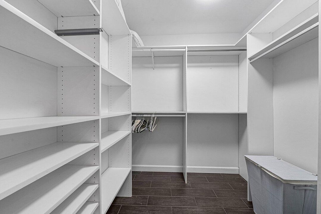 027-855BerkleyStreet-BocaRaton-FL-33487-