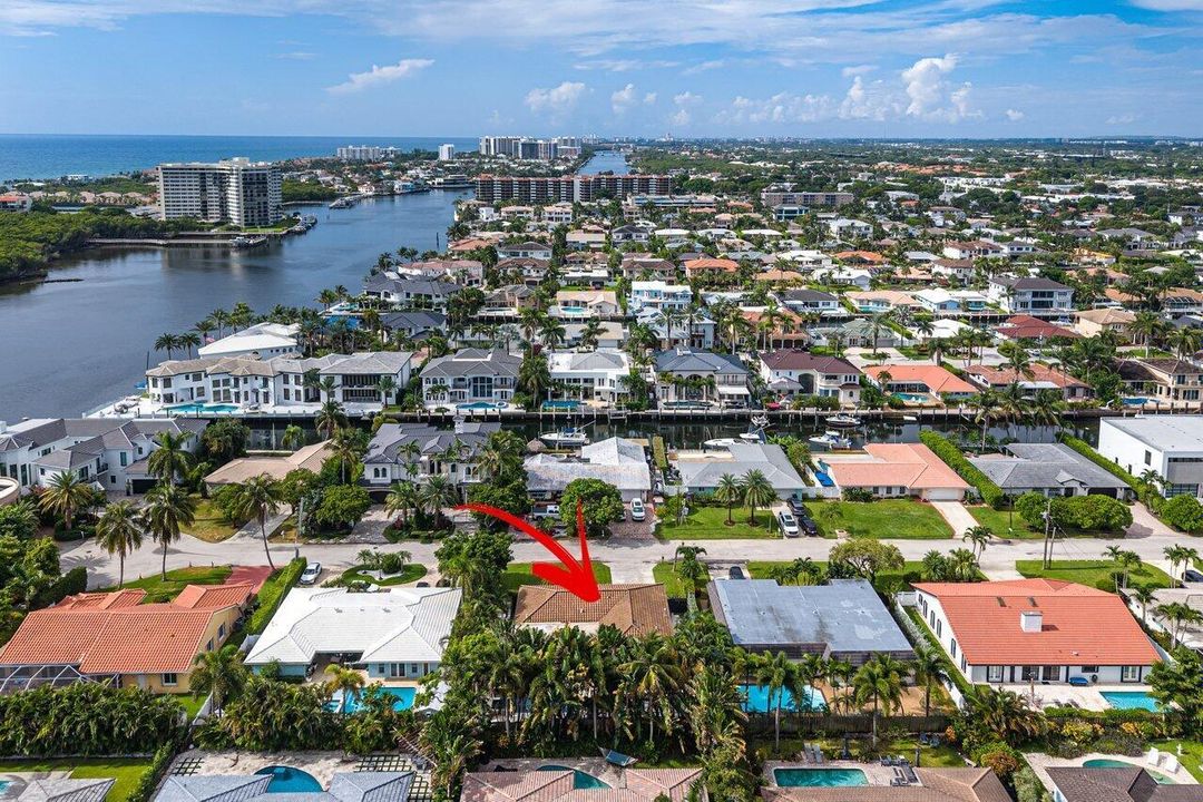 048-855BerkleyStreet-BocaRaton-FL-33487-