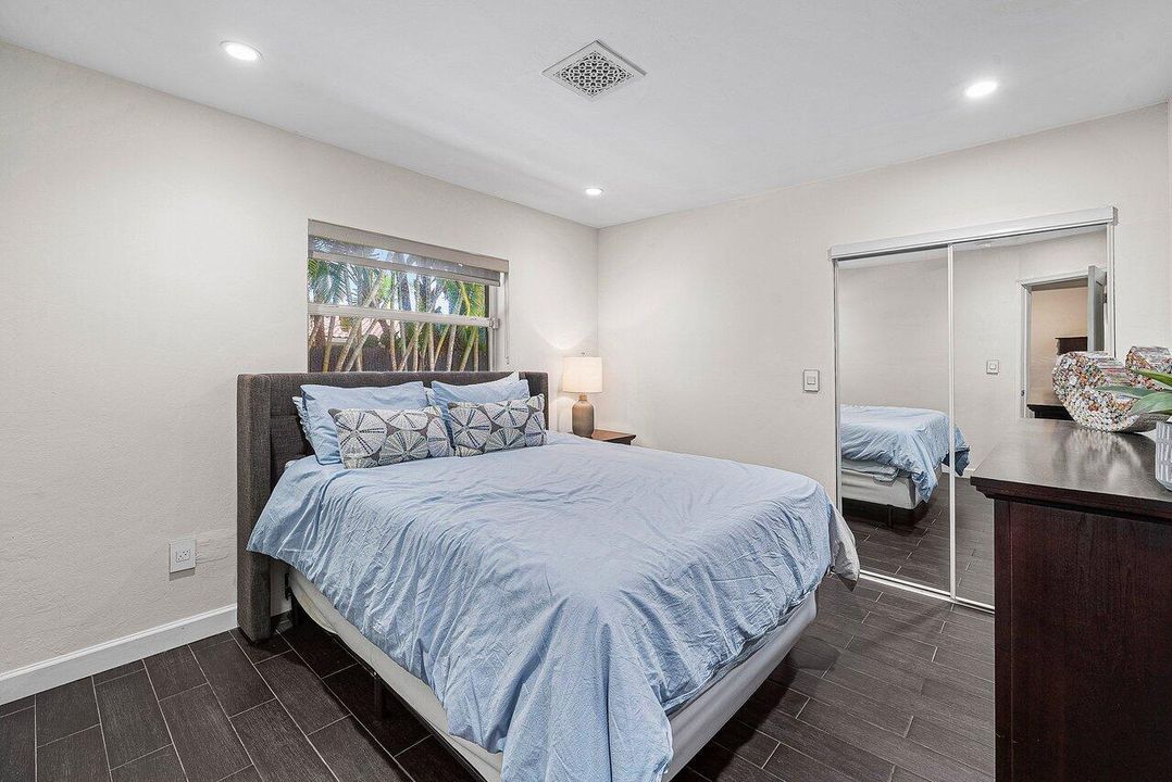 016-855BerkleyStreet-BocaRaton-FL-33487-