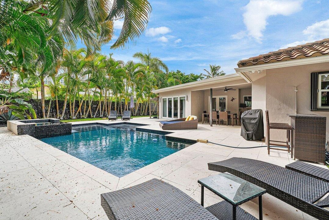 032-855BerkleyStreet-BocaRaton-FL-33487-