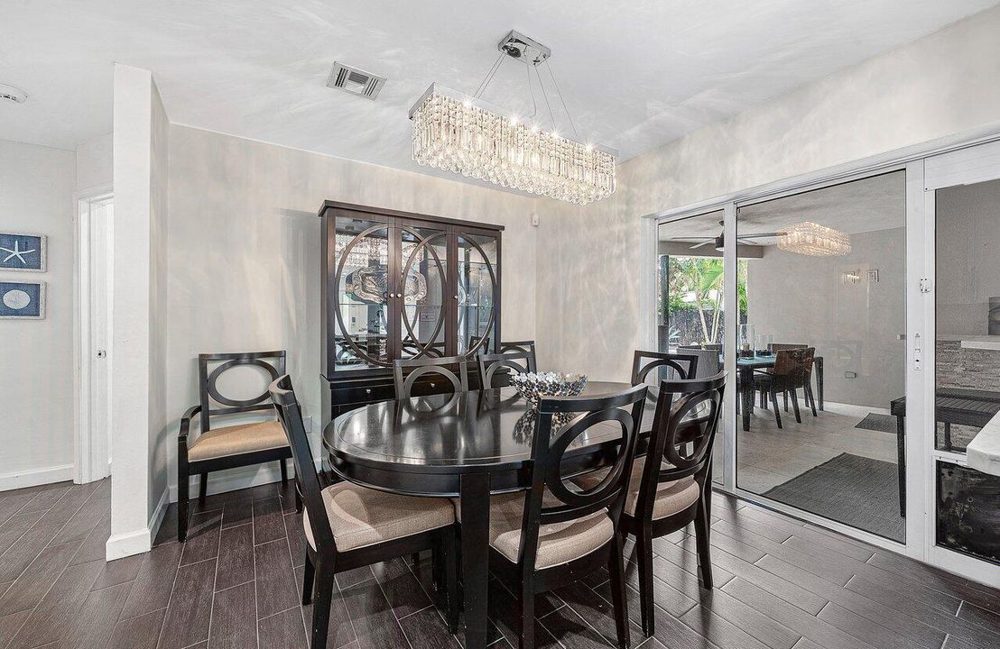 014-855BerkleyStreet-BocaRaton-FL-33487-