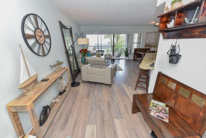 1605 US1 Unit 1 205 Jupiter FL-small-005