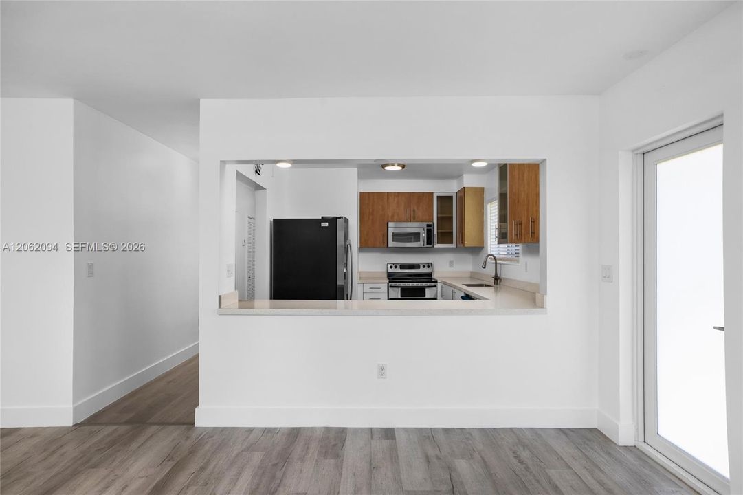 For Rent: $5,500 (3 beds, 2 baths, 1532 Square Feet)