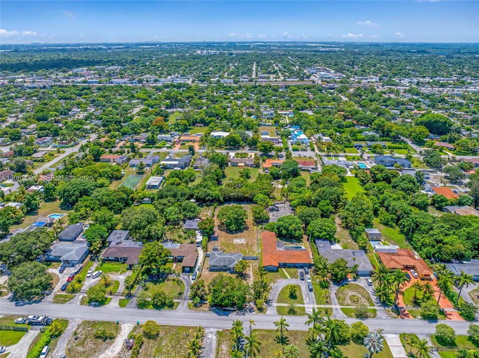 For Rent: $5,500 (3 beds, 2 baths, 1532 Square Feet)