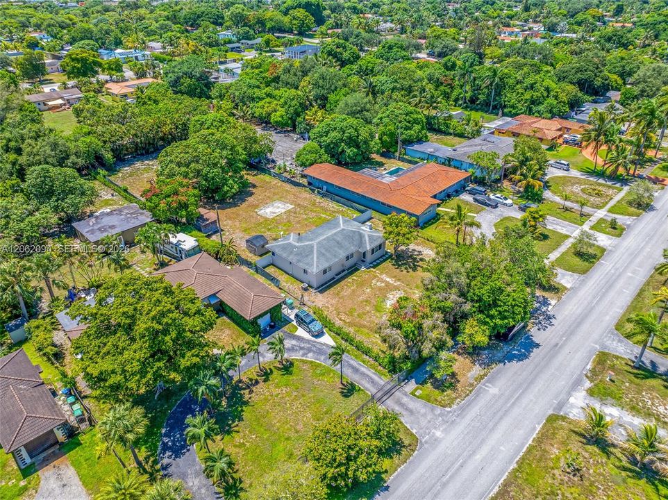 For Rent: $5,500 (3 beds, 2 baths, 1532 Square Feet)