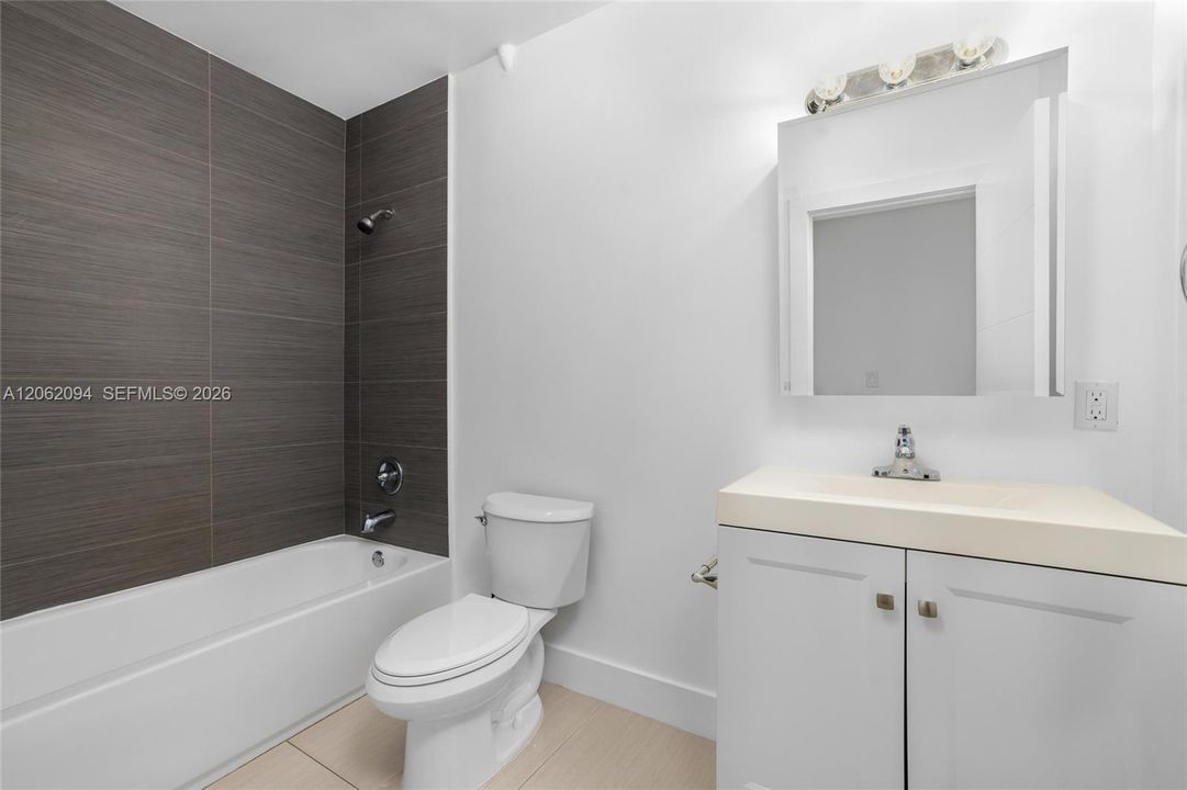For Rent: $5,500 (3 beds, 2 baths, 1532 Square Feet)