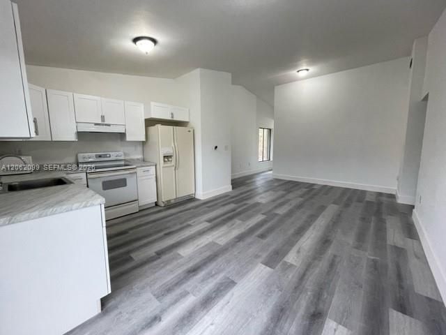 En Venta: $315,000 (3 camas, 2 baños, 1200 Pies cuadrados)