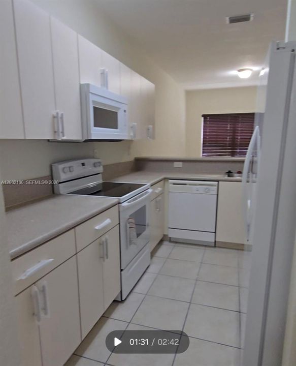В аренду: $2,749 (3 спален, 2 ванн, 1502 Квадратных фут)