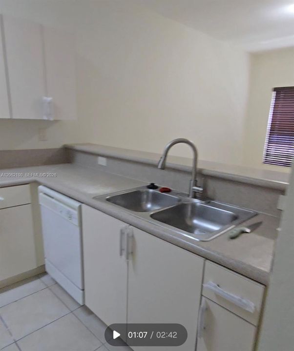 В аренду: $2,749 (3 спален, 2 ванн, 1502 Квадратных фут)