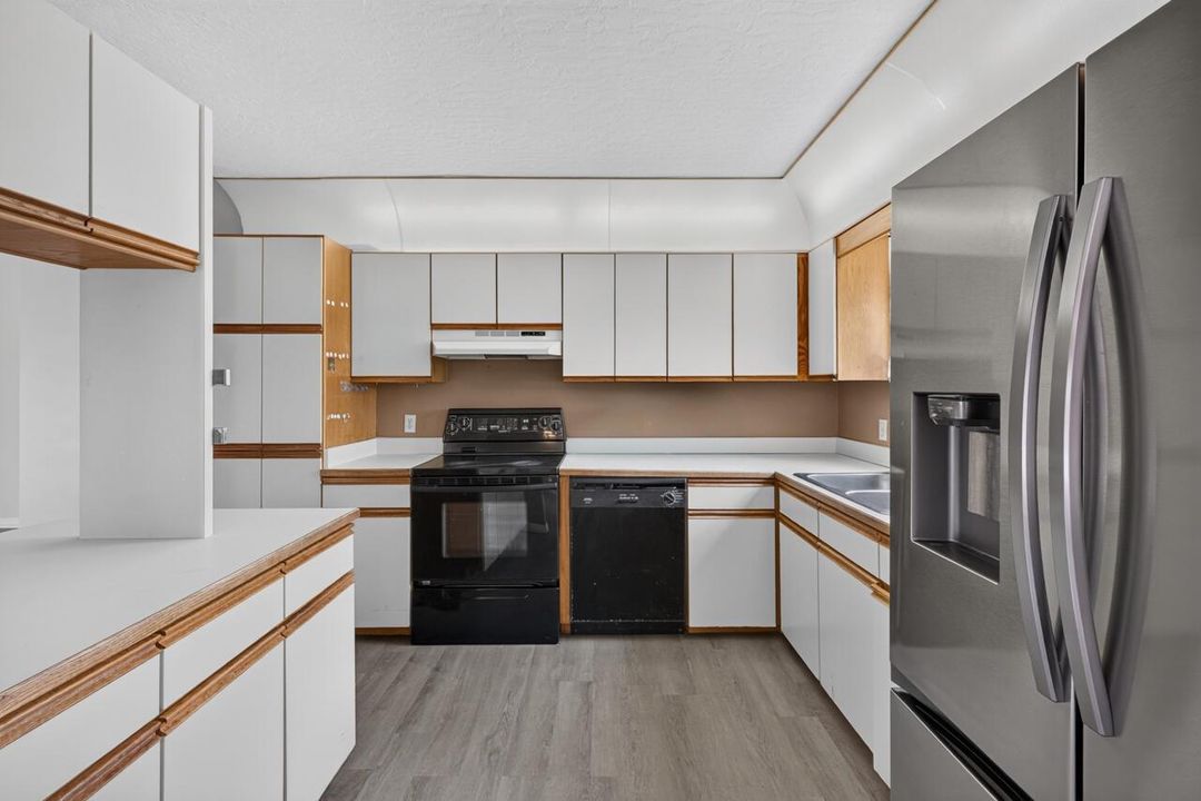 5803 Deer Run Dr-021