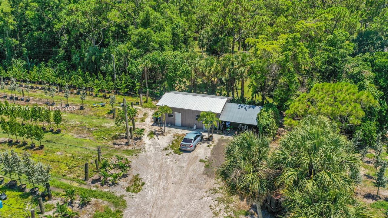 En Venta: $1,700,000 (4 camas, 3 baños, 2704 Pies cuadrados)