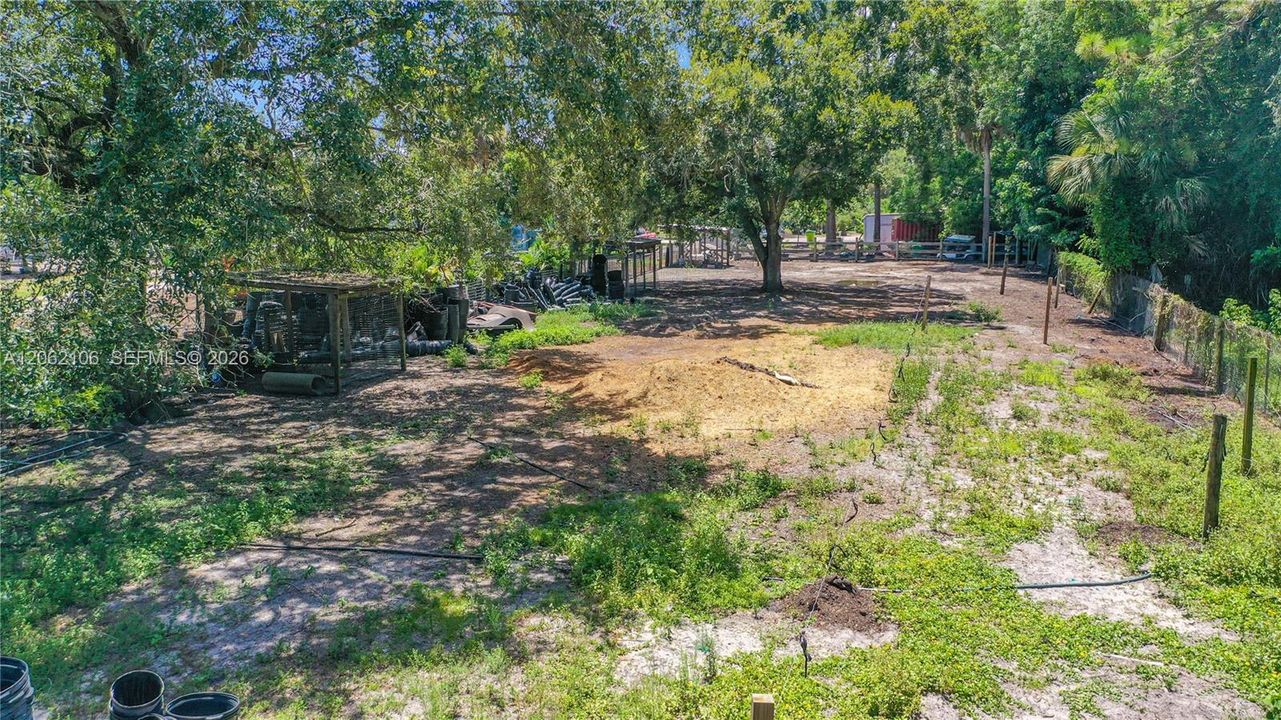 En Venta: $1,700,000 (4 camas, 3 baños, 2704 Pies cuadrados)