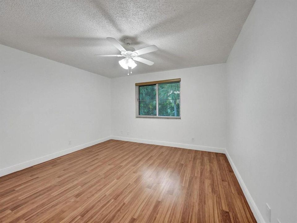 riverside bedroom 3
