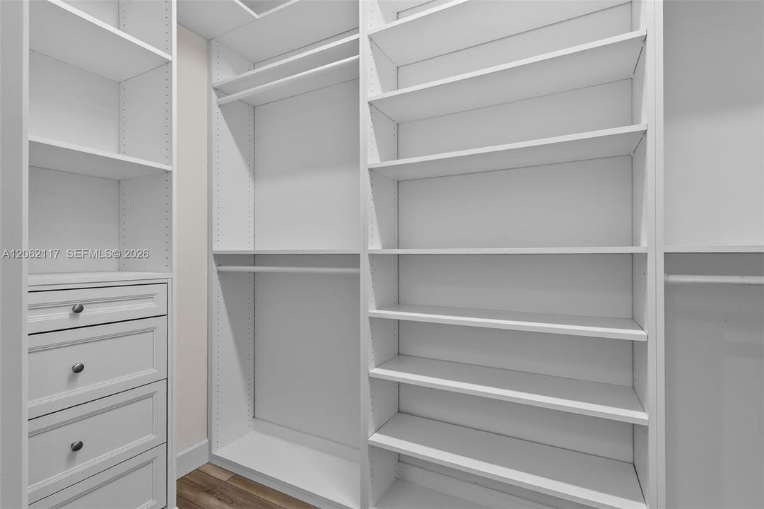В аренду: $4,200 (4 спален, 3 ванн, 2358 Квадратных фут)