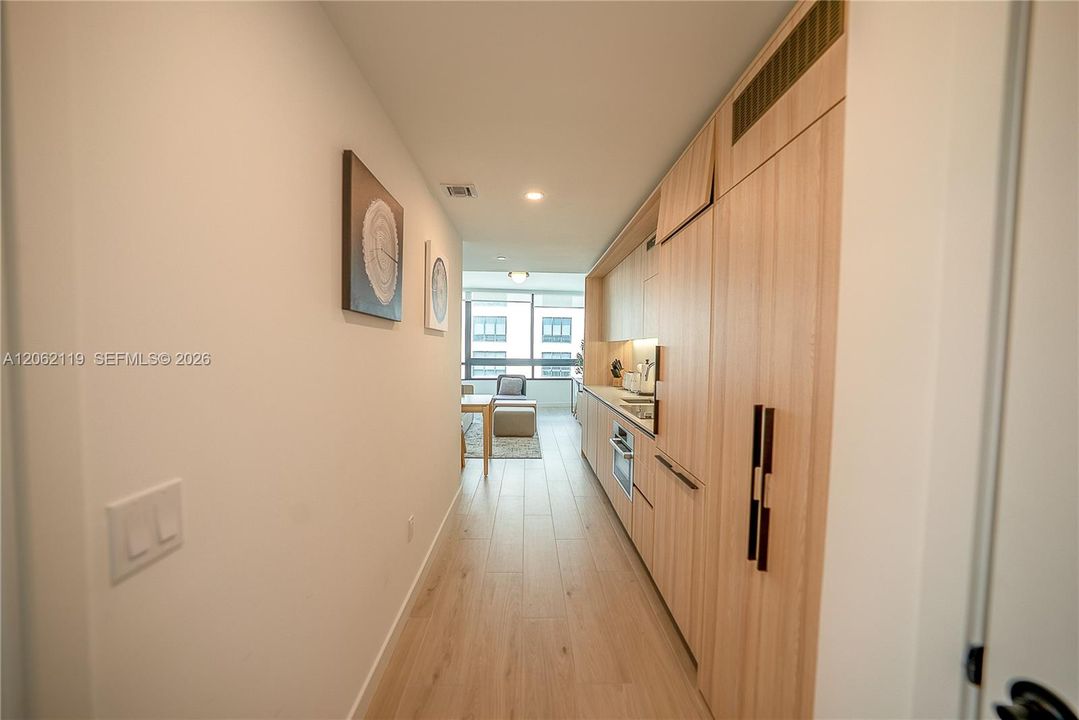 На продажу: $895,000 (2 спален, 2 ванн, 696 Квадратных фут)