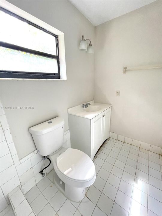 В аренду: $1,200 (0 спален, 1 ванн, 2244 Квадратных фут)