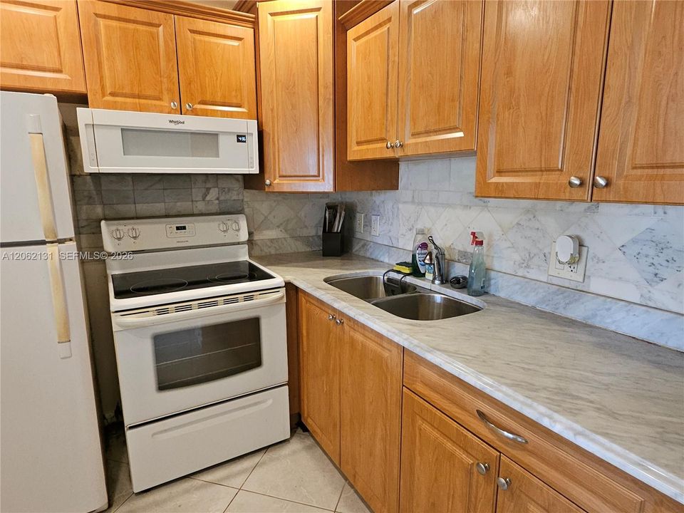 En Renta: $1,500 (1 camas, 1 baños, 720 Pies cuadrados)