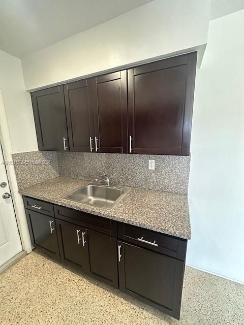 В аренду: $1,725 (1 спален, 1 ванн, 0 Квадратных фут)