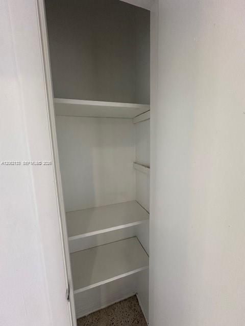 В аренду: $1,725 (1 спален, 1 ванн, 0 Квадратных фут)