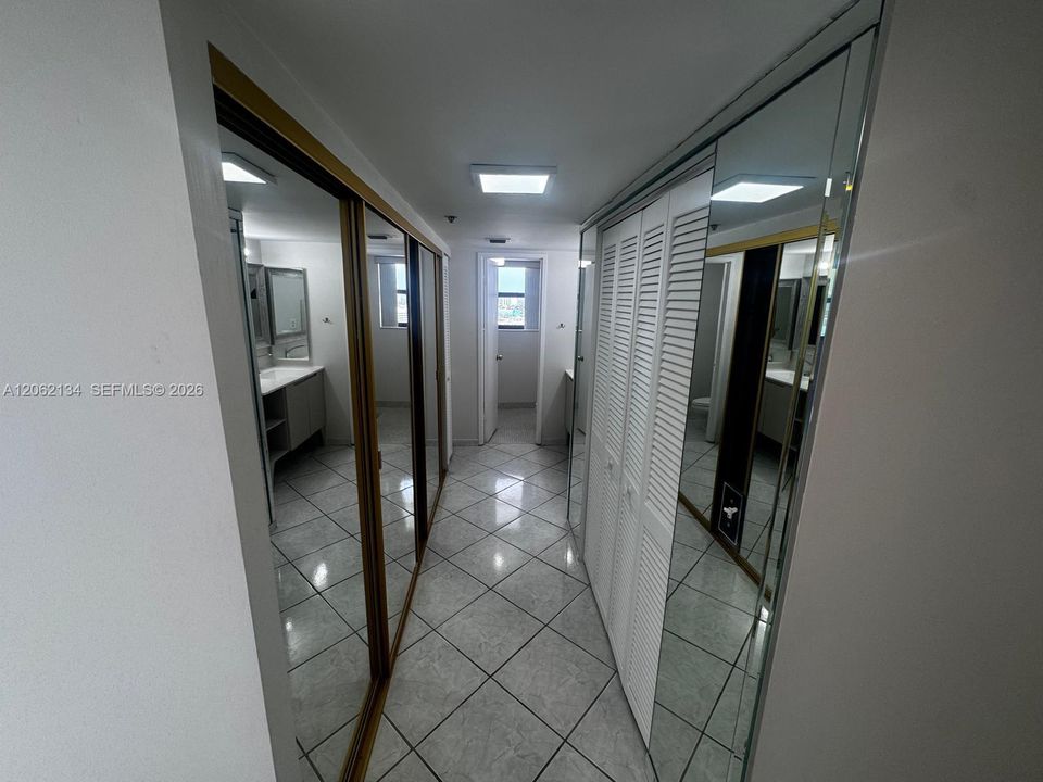 В аренду: $2,750 (2 спален, 2 ванн, 1840 Квадратных фут)