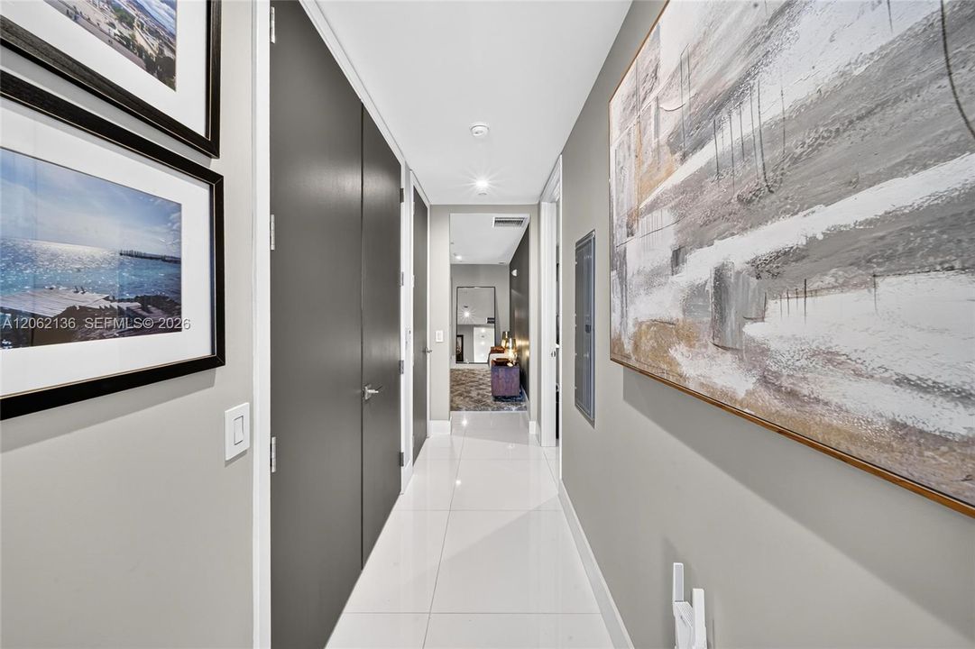En Venta: $1,150,000 (2 camas, 2 baños, 1557 Pies cuadrados)