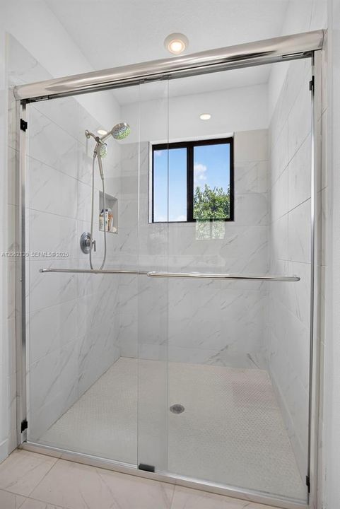 В аренду: $2,700 (3 спален, 2 ванн, 1643 Квадратных фут)