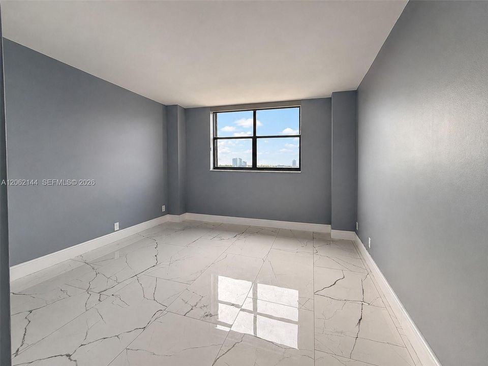 В аренду: $4,500 (3 спален, 2 ванн, 1414 Квадратных фут)