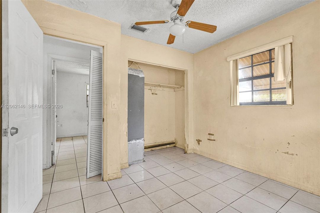 На продажу: $443,000 (4 спален, 2 ванн, 1509 Квадратных фут)