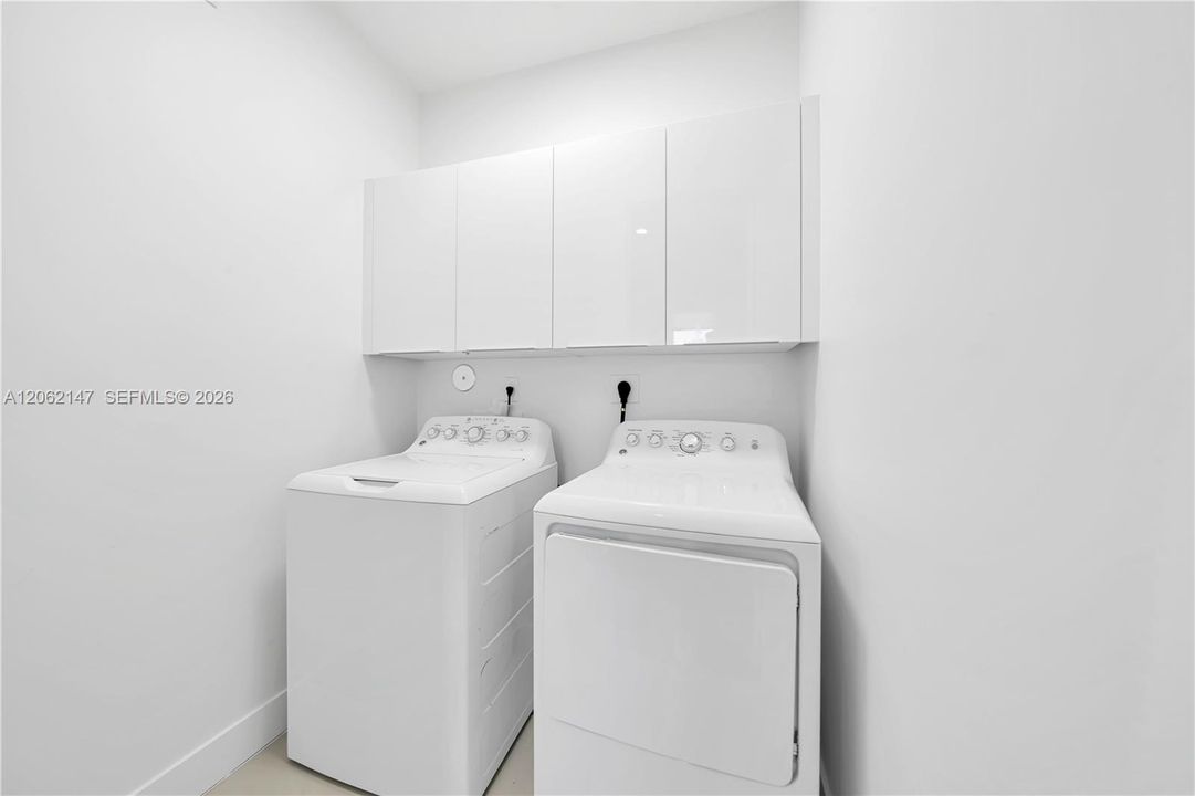 En Renta: $4,200 (3 camas, 3 baños, 1781 Pies cuadrados)