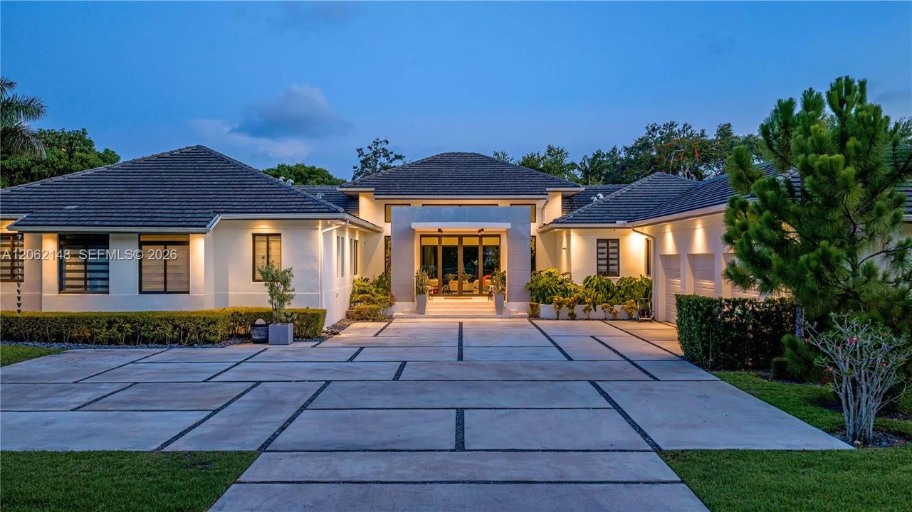 На продажу: $5,495,999 (6 спален, 6 ванн, 5759 Квадратных фут)