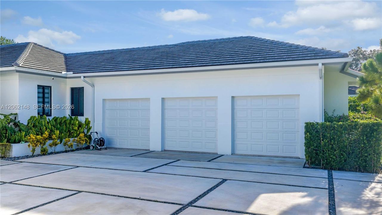 На продажу: $5,495,999 (6 спален, 6 ванн, 5759 Квадратных фут)