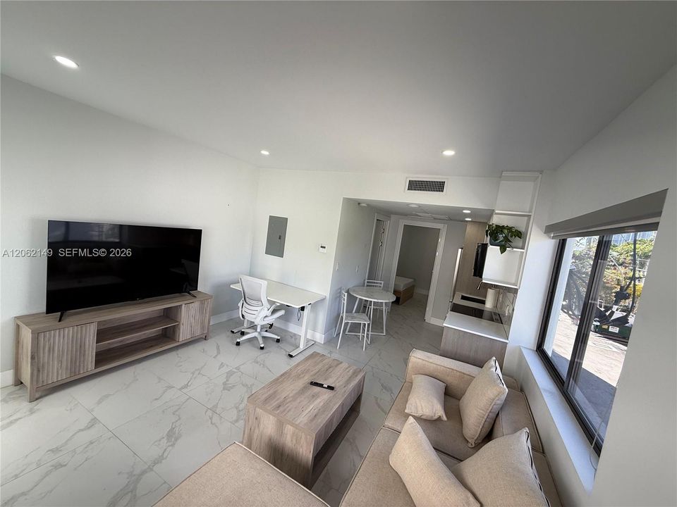 В аренду: $2,850 (1 спален, 1 ванн, 0 Квадратных фут)